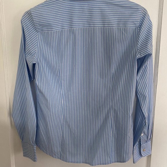 Perfect Talbots Button Down - Picture 6 of 6